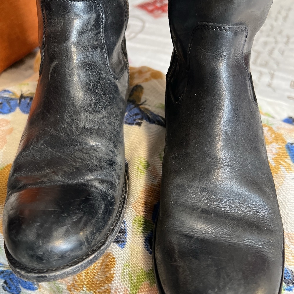 FRYEboots - Picture 13 of 16